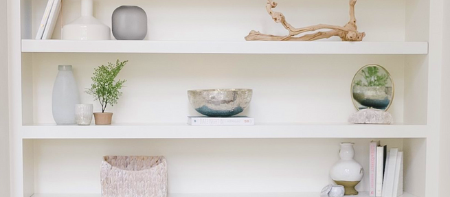 Styling A Bookshelf With 5 Essential Decor Pieces