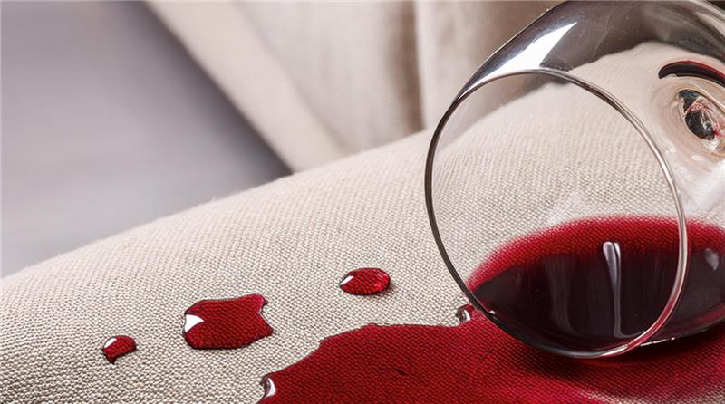 The Ultimate Guide to Removing Christmas Food & Wine Stains from Your Sofa